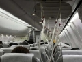 日本春秋航空飛行途中突降8000米，乘客回憶驚魂一刻