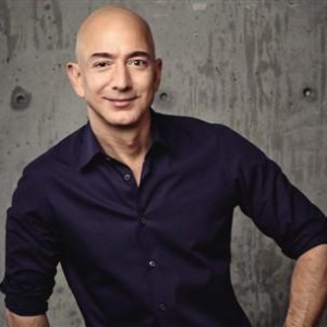 世界首富貝佐斯將卸任亞馬遜CEO