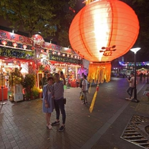 線上中國年貨在新加坡火起來