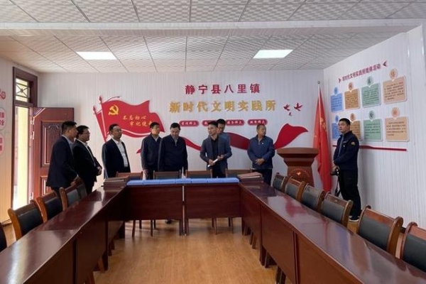 甘肅省委宣傳部調(diào)研靜寧縣農(nóng)業(yè)產(chǎn)業(yè)發(fā)展情況