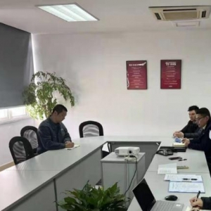 兩江新區(qū)產(chǎn)業(yè)局開展工業(yè)企業(yè)安全生產(chǎn)檢查工作
