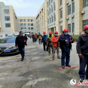 連云港徐圩新區(qū)：“紅色力量”筑牢產(chǎn)業(yè)社區(qū)“抗疫堡壘”