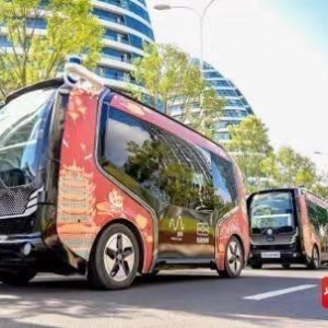 “九城同心向未來”媒體行：中國車谷“換道加速跑” 助力湖北打造萬億級汽車產(chǎn)業(yè)集群 ...