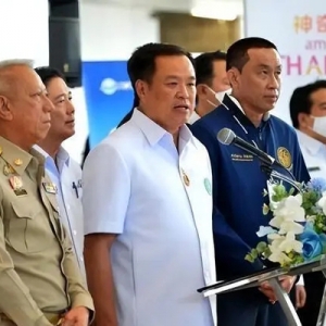 泰國副總理到機場迎接！中國首批旅客：他送我花環(huán)，感覺自己像明星走紅毯……東南亞國 ...