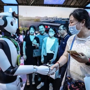 2023世界人工智能大會落幕，3天會期推動32個重大產(chǎn)業(yè)項目簽約