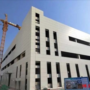 沖刺四季度︱“賽馬會(huì)”開在招商引資項(xiàng)目建設(shè)現(xiàn)場