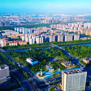 “兩區(qū)疊加新高地、產(chǎn)城融合新標(biāo)桿”，泥城全力打造產(chǎn)城鄉(xiāng)融合一體高質(zhì)量發(fā)展的現(xiàn)代城鎮(zhèn)