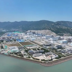 國內(nèi)首個(gè)工業(yè)用途的核能供汽工程正式啟用，連云港石化產(chǎn)業(yè)基地用上了田灣核電站送來的蒸汽