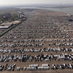 特朗普：正考慮免除汽車零部件關(guān)稅
